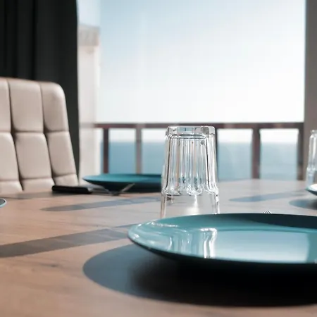 Apartamento Apto 1ª Linea De Mar Con Vistas A *