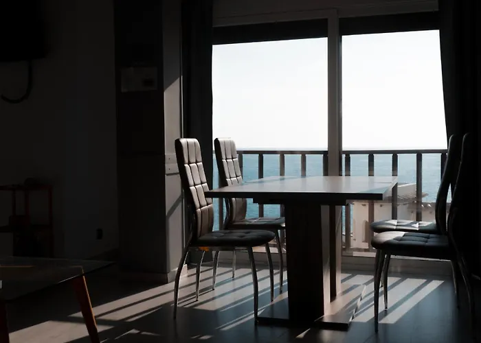 Apto 1ª Linea De Mar Con Vistas A *